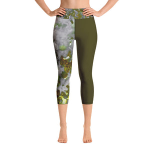 Bloom Within V Yoga Capri Leggings